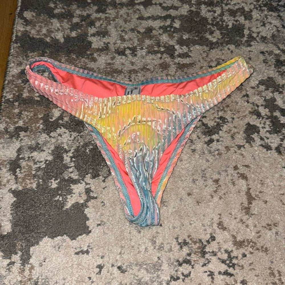 Dippin Daisy’s Bikini Bottom